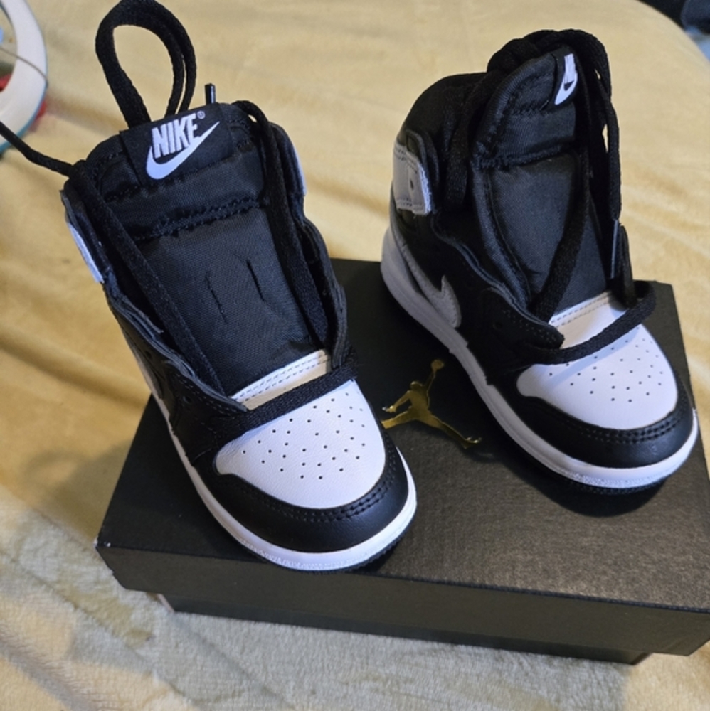 New Toddler Jordan 1 Black and White Sneakers